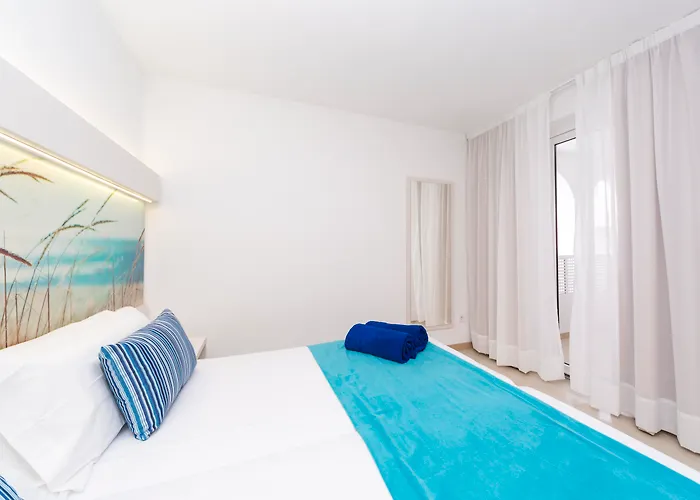 Globales Lord Nelson (adults Only) 3* Santo Tomás