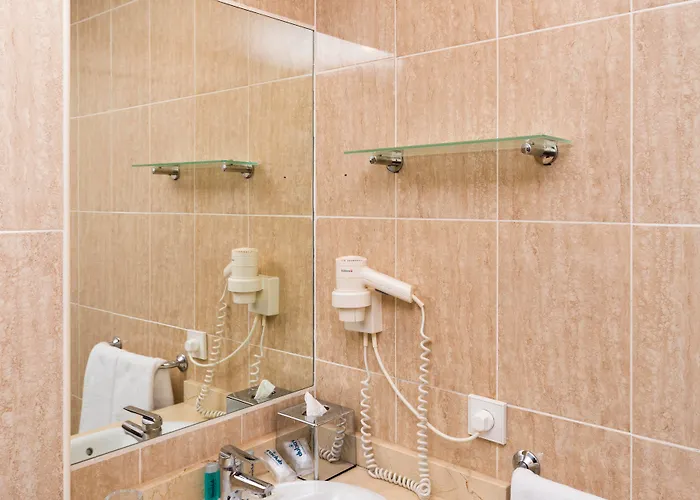 Globales Lord Nelson (adults Only) 3* Santo Tomás