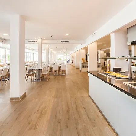 Апарт-отель Globales Lord Nelson (adults Only) 3*